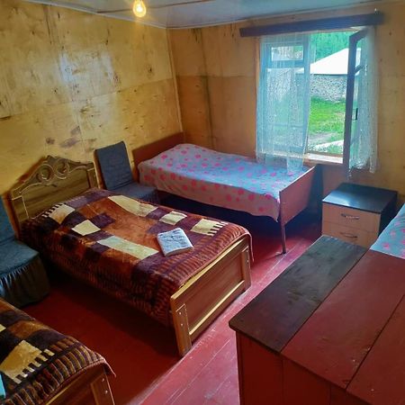Guest House "Betqil" Adishi ภายนอก รูปภาพ
